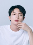 uJIN(BTS)vʐ^